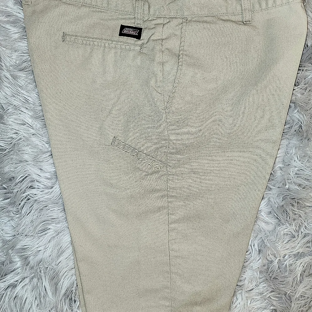 Mens Dickies work shorts - Picture 3 of 4